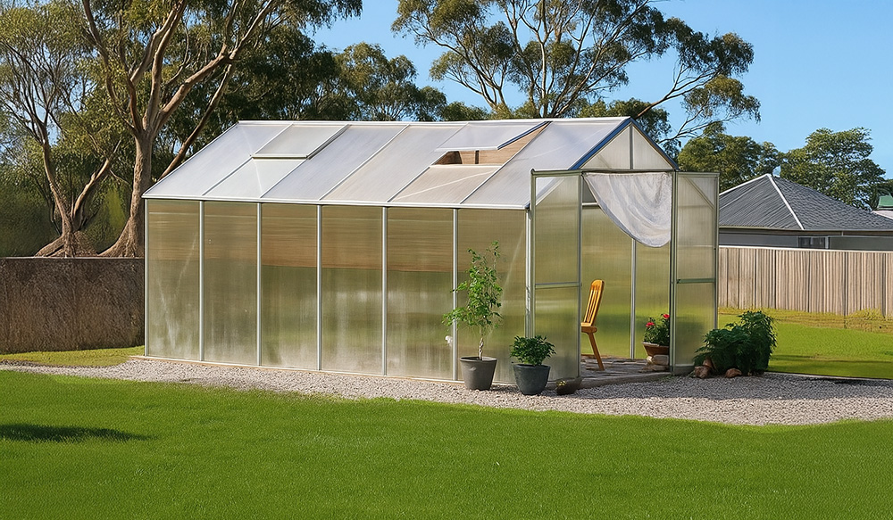 Polycarbonate greenhouse 22