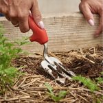 Corona ComfortGEL Fork_ Precision Digging with Lasting Comfort (2)