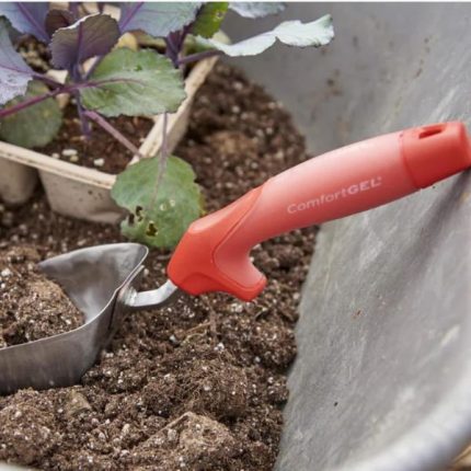 Corona ComfortGEL Scoop_ Deep Soil Transport Made Comfortable (2)