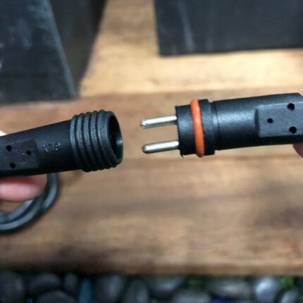 pondmax light connect