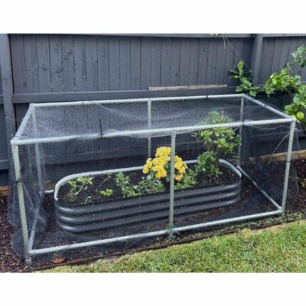 veg net frame with base 2
